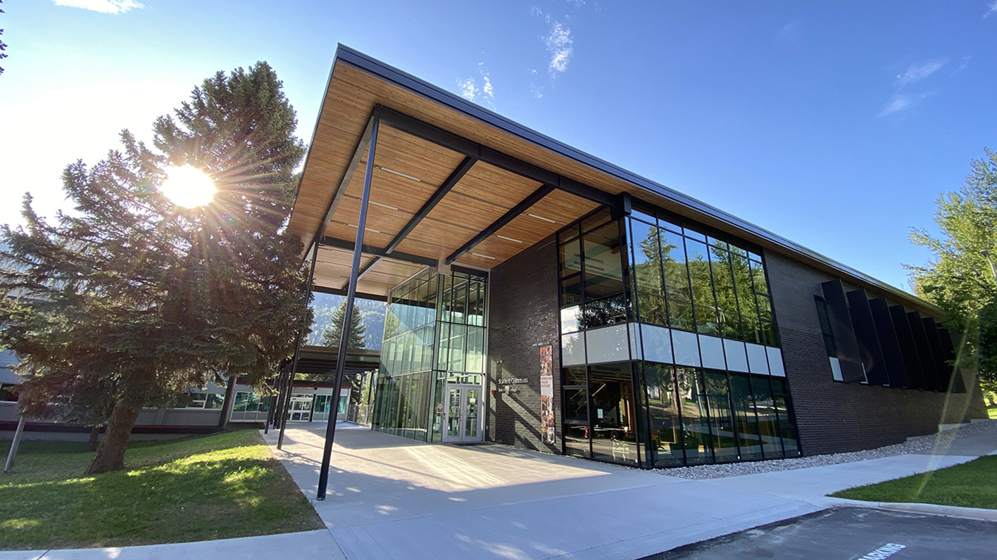 Silver King Campus in the summer