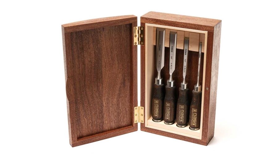 Open chisel box by Andres