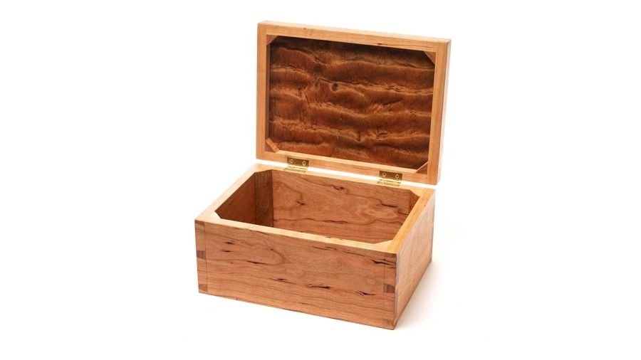 Wooden box by Trevor Creegan