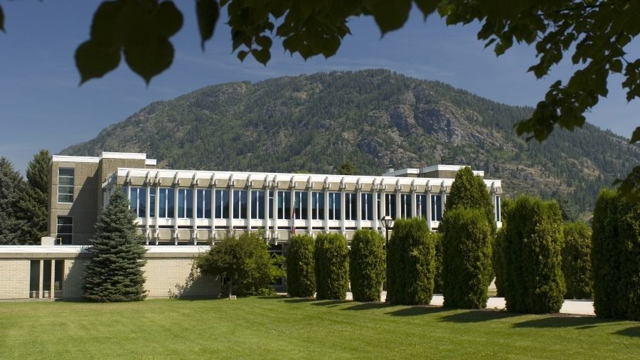 Beautiful setting of our Castlegar Campus.jpg