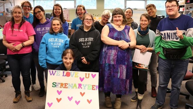 Students in the SOAR Program class that is based at Nelson’s Silver King Campus were thrilled to meet one of their heroes when Canadian musician Serena Ryder joined them on a Zoom call in early-April.