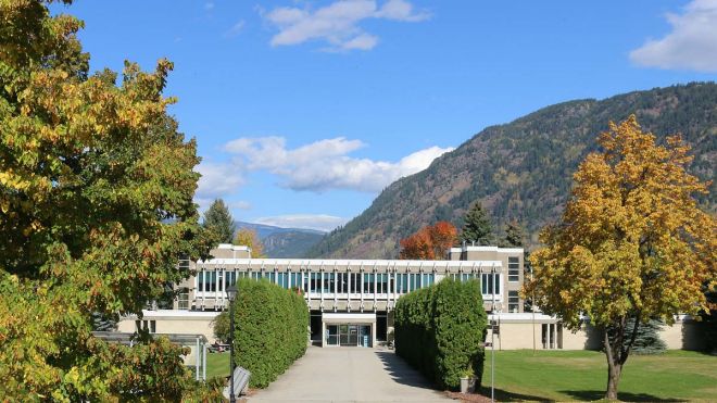 The exterior of Selkirk College's Castlegar Campus in the fall