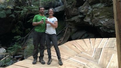 Captain Kangaroo Mountain Bike Trail Couple