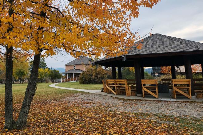 The Mir Centre for Peace and the Indigenous Arbour in autumn