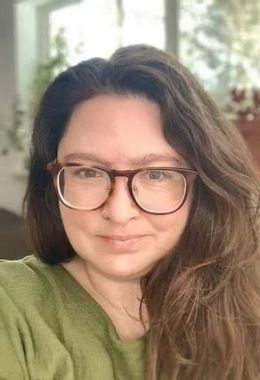 Jennifer Reid smiling